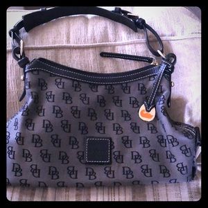 Dooney & Bourke bag